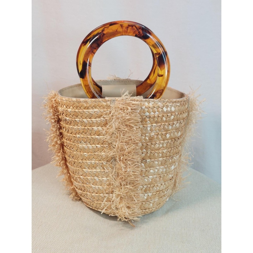 Summer Beach Bag Tuckernuck Woven Straw Tortoise Ring Handles Raffia Luxury - Picture 4 of 16
